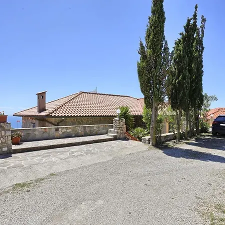 Capoliveri: Soprana Bilo